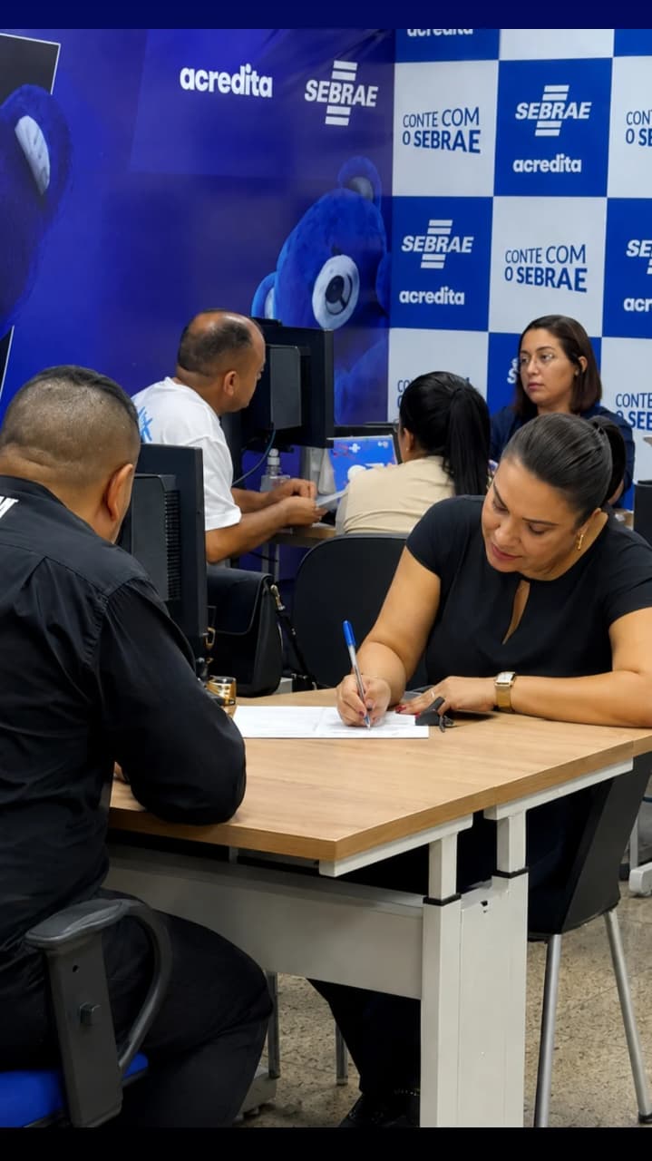 Regina acompanhando empresários no Sebrae